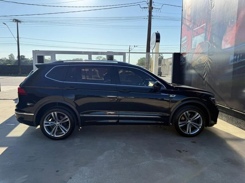 Volkswagen Tiguan Allspace R Line 350 TSI 2.0 4X4 - foto 5