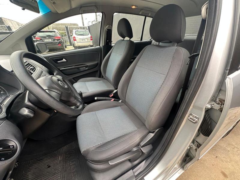 Volkswagen Fox 1.0 Bluemotion Gii - foto 12