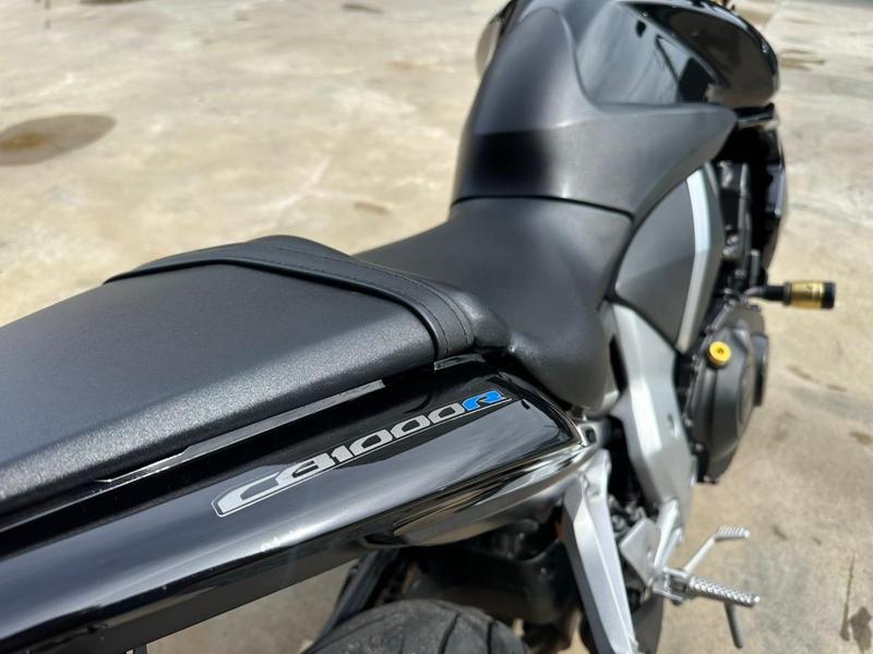 Honda Cb 1000r - foto 11
