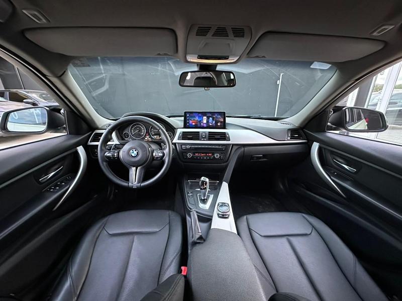 BMW 320i 3b 11 - foto 12