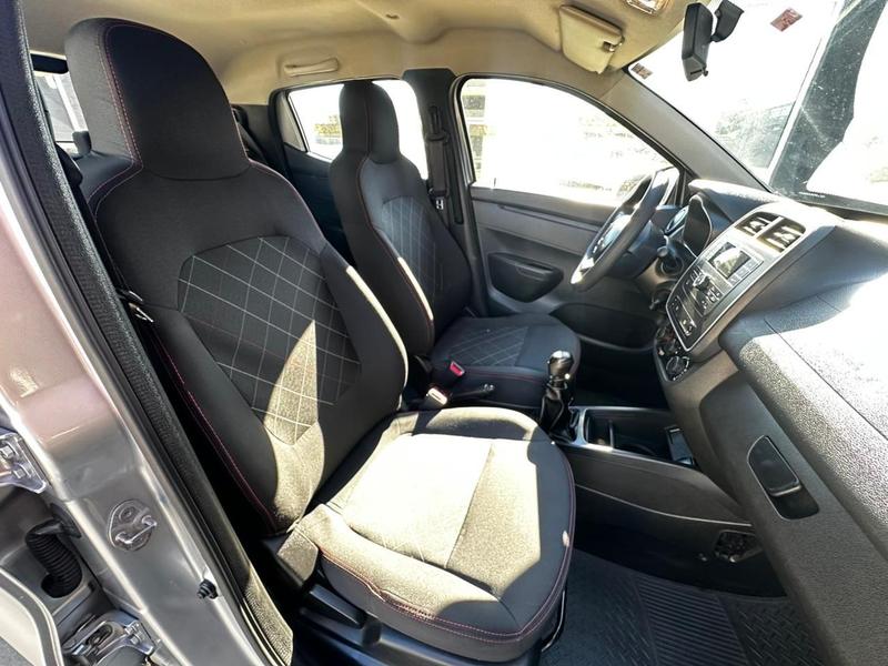 Renault Kwid Zen 1.0 Flex 12V 5P Mec. - foto 11