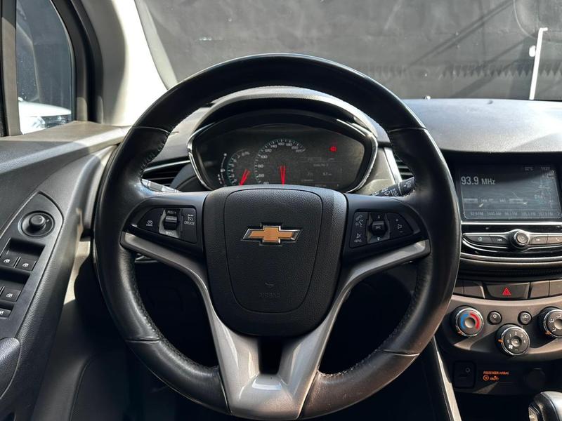 Chevrolet Tracker LTZ 1.4 Turbo 16V Flex 4X2 Automático - foto 17