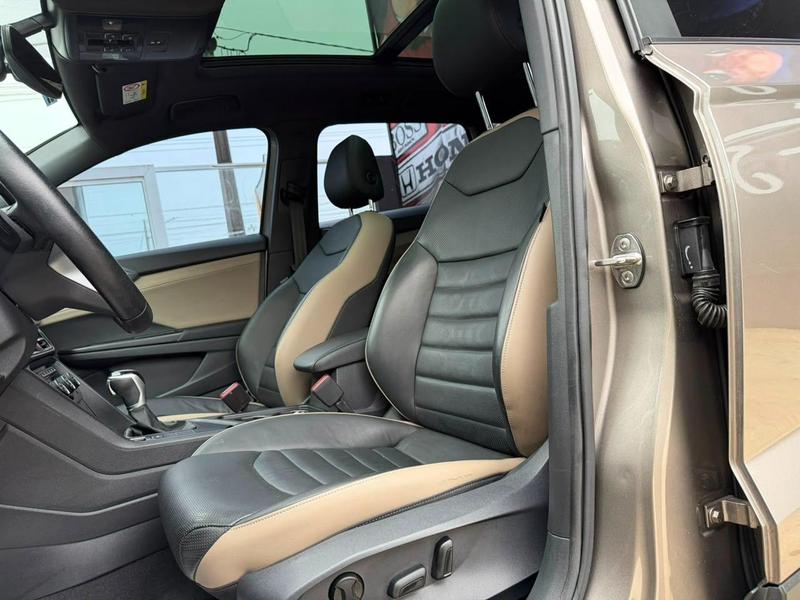 Volkswagen Taos Hl TSI Ae - foto 16