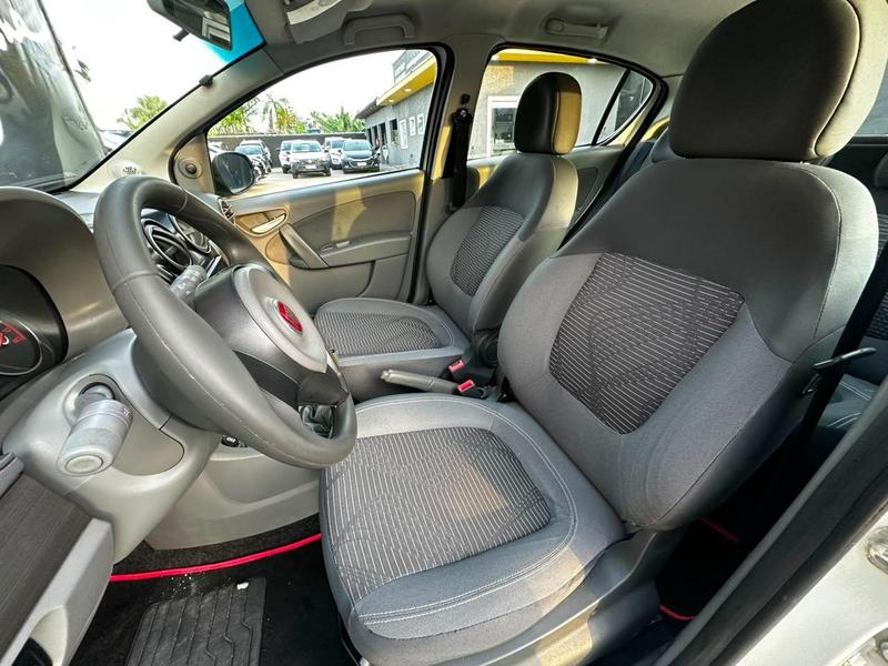 Fiat Palio Attract 1.4 - foto 11