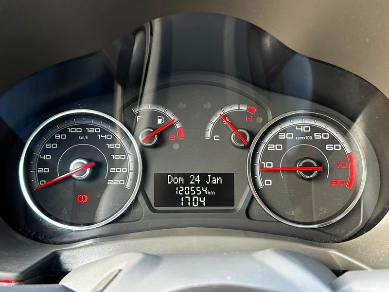 Fiat Palio Attract 1.4 - foto 16