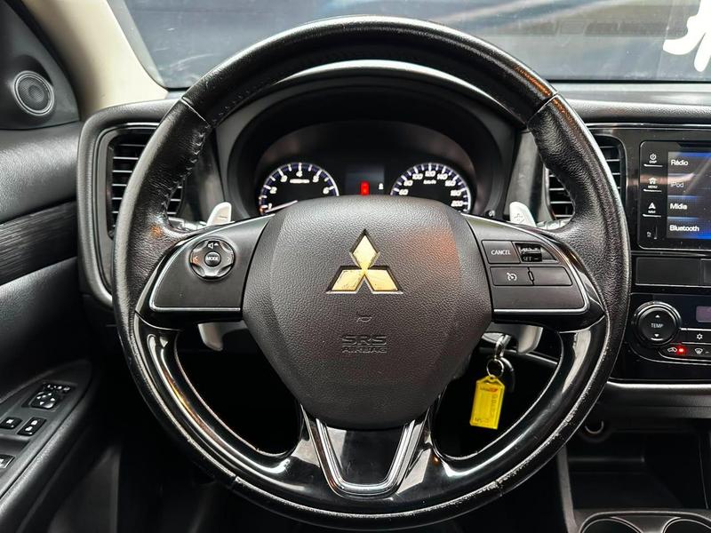 Mitsubishi Outlander 2.0 - foto 18