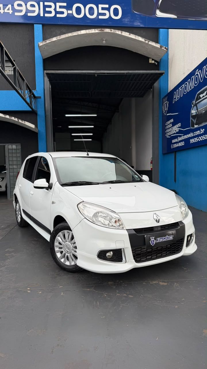 sandero 1.6 privilege 16v flex 4p automatico