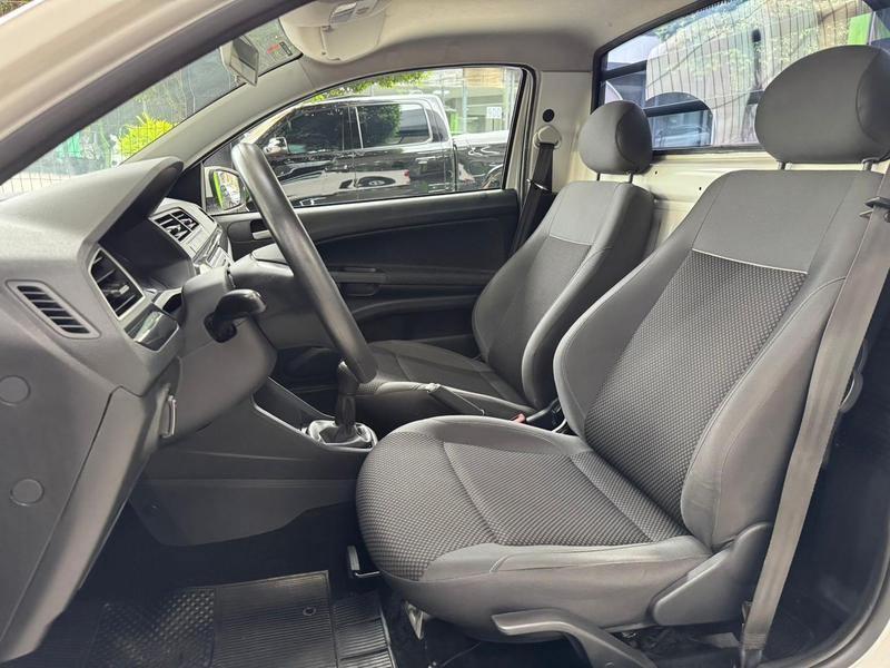 Volkswagen Saveiro Cs Tl MPI - foto 9