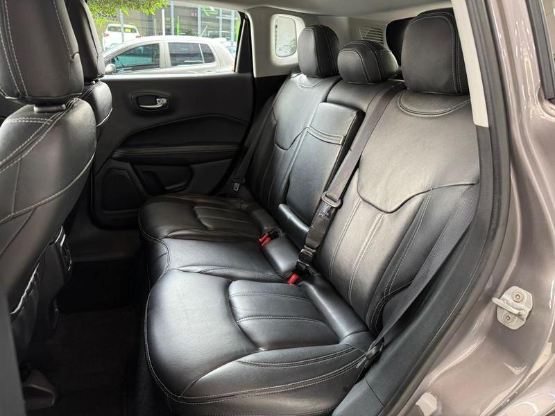 Jeep Compass Longitude 2.0 4X4 Dies 16V Automático - foto 11