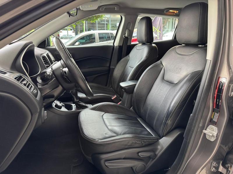 Jeep Compass Longitude 2.0 4X4 Dies 16V Automático - foto 10