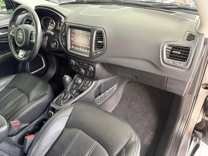 Jeep Compass Longitude 2.0 4X4 Dies 16V Automático - foto 9