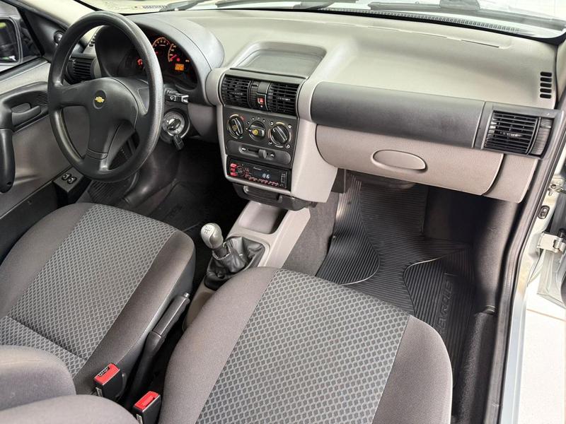 Chevrolet Classic ls - foto 9