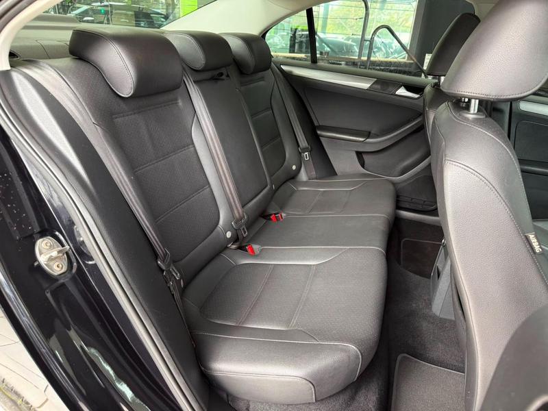 Volkswagen Jetta Comfortline 1.4 TSI 16V 4P Automático - foto 13