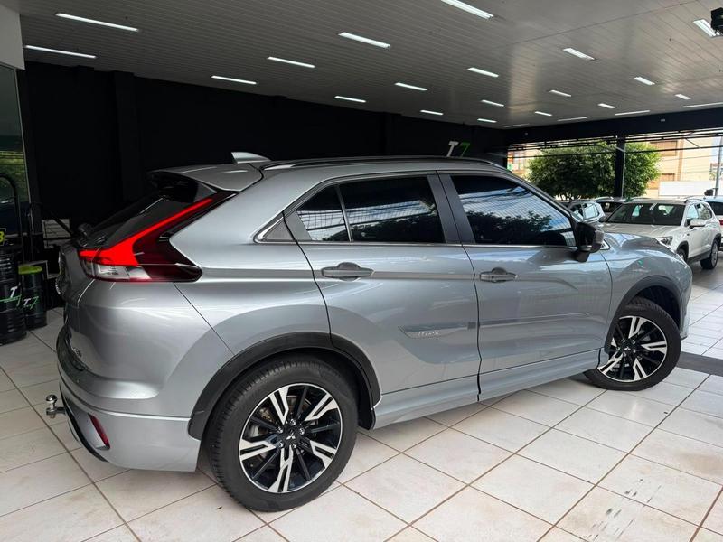 Mitsubishi Eclipse Cross Hpe S Awc Automático - foto 6