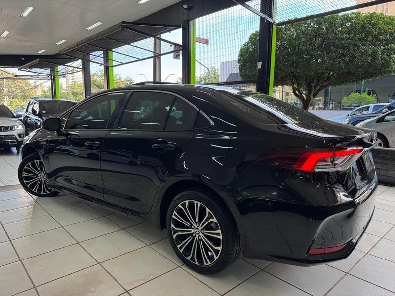 Toyota Corolla Altis Premium Hybrid 1.8 Flex Automático - foto 4