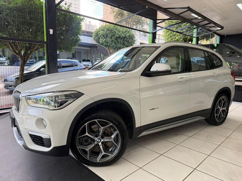 BMW X1 S 20i Active Flex - foto 3
