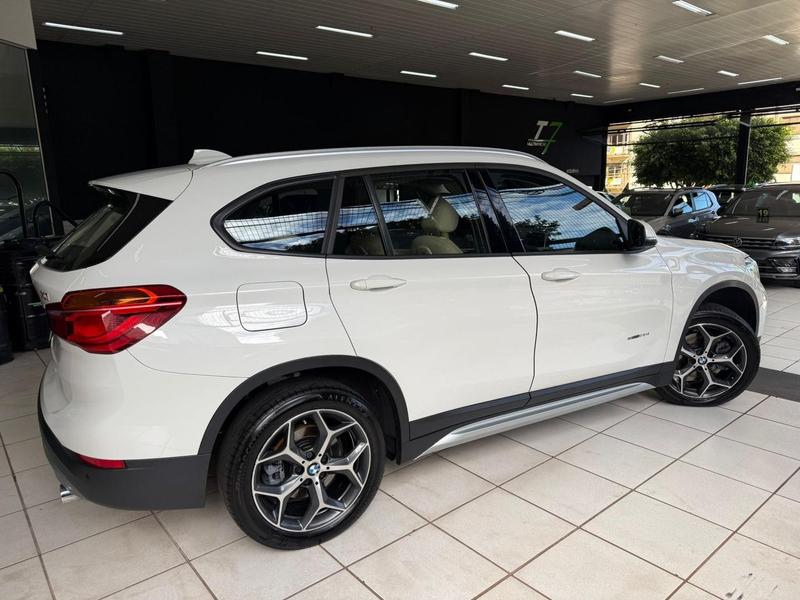 BMW X1 S 20i Active Flex - foto 6