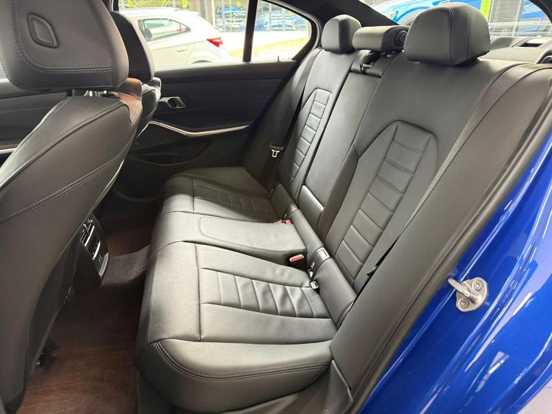 BMW 320i m sport flex - foto 10