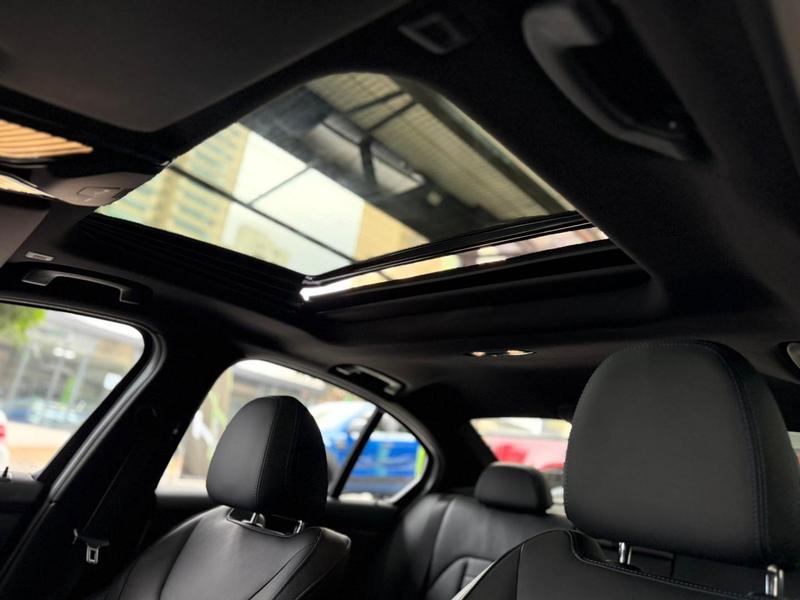 BMW 320i m sport flex - foto 13