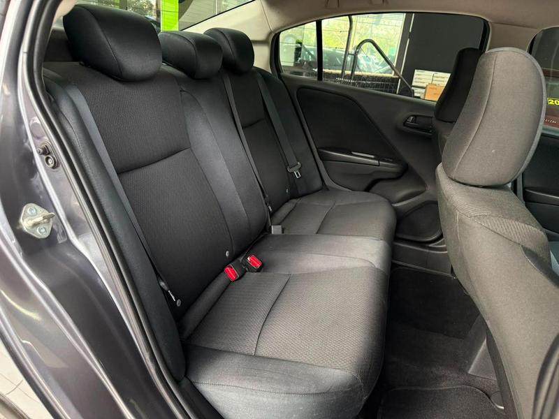 Honda City Personal - foto 12