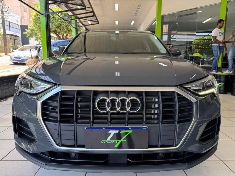 Audi Q3 2022 à venda