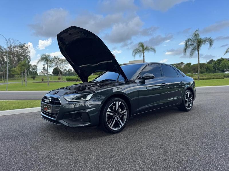 Audi A4 2.0 TFSI - foto 11