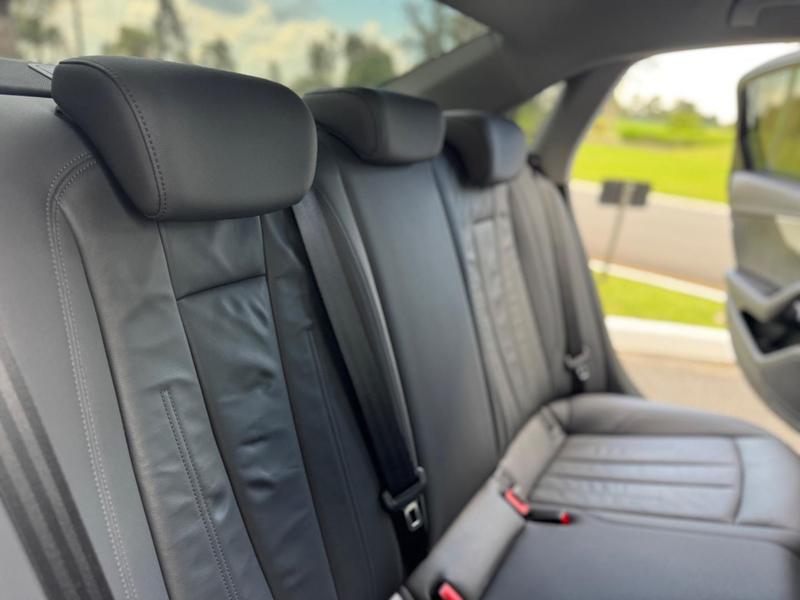 Audi A4 2.0 TFSI - foto 19