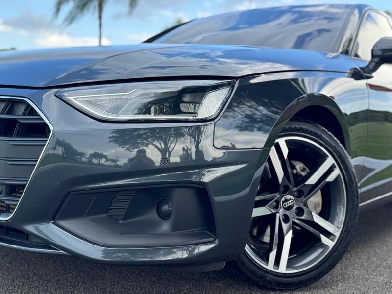 Audi A4 2.0 TFSI - foto 7