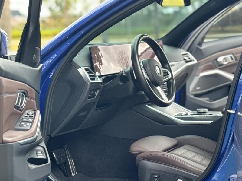 BMW 320i M Sport Flex - foto 11