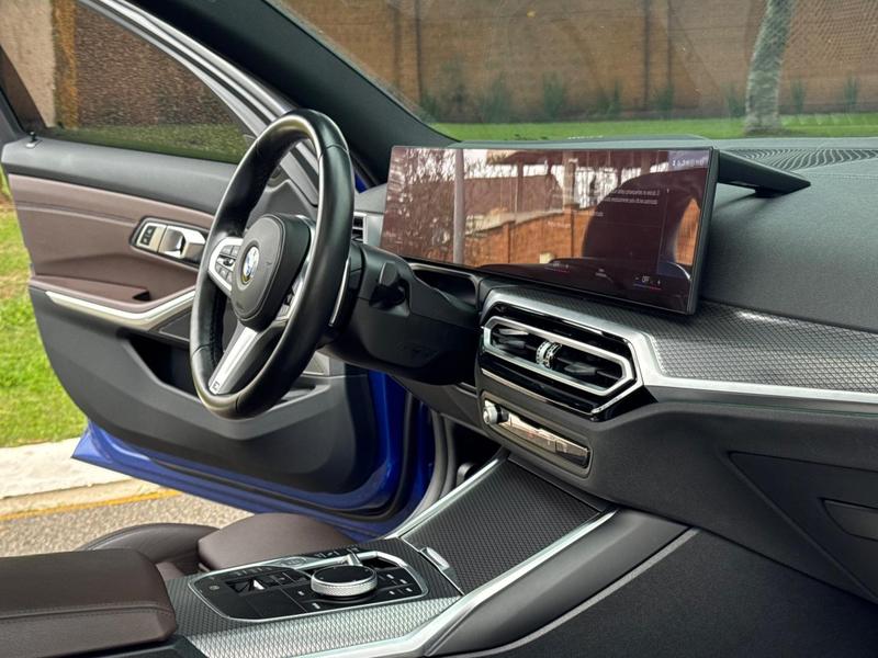 BMW 320i M Sport Flex - foto 16
