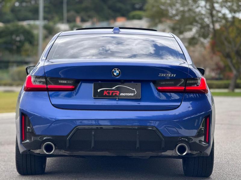 BMW 320i M Sport Flex - foto 8