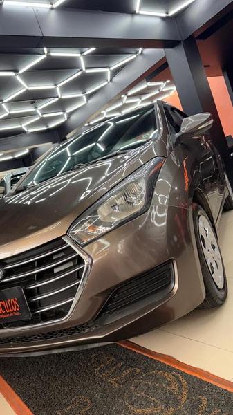 Hyundai HB20S C.plus C.style1.0 Flex 12V Mec. 4P - foto 3