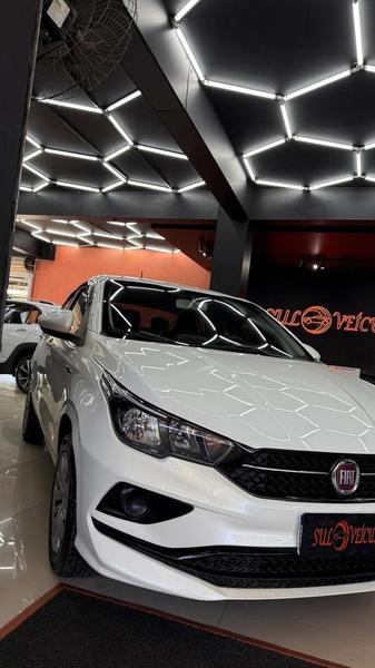 Fiat Cronos 1.3 8V Flex - foto 6