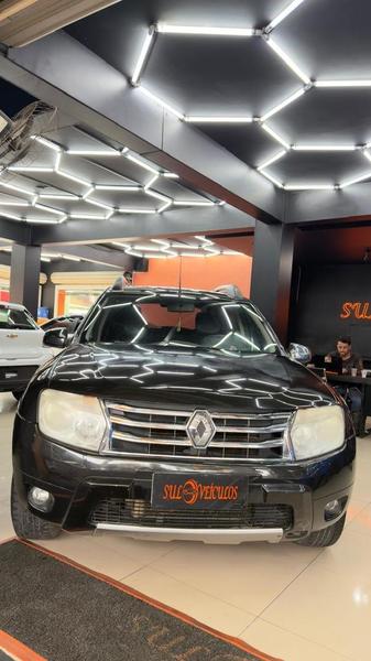 Renault Duster 2.0 D 4x2a - foto 2