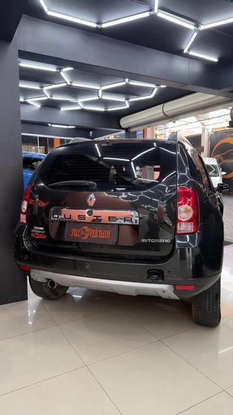 Renault Duster 2.0 D 4x2a - foto 6