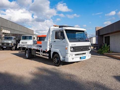 VOLKSWAGEN 10.160 DRC 4X2
