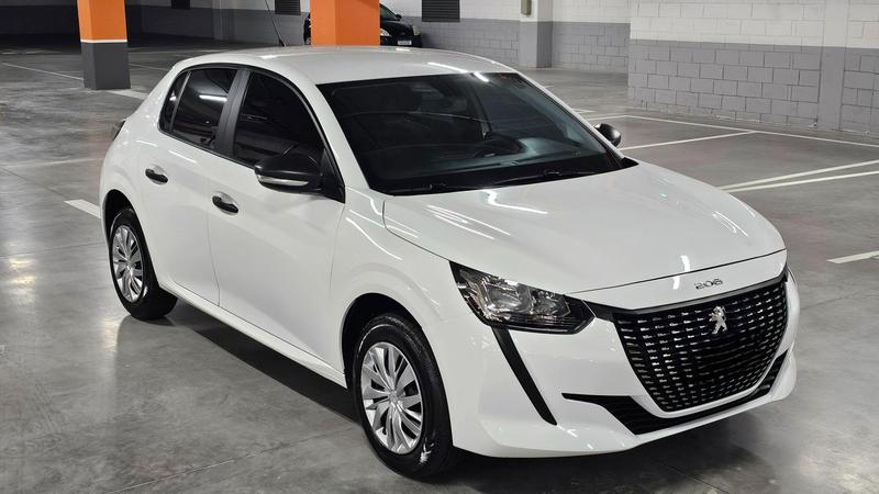 PEUGEOT 208 LIKE MT