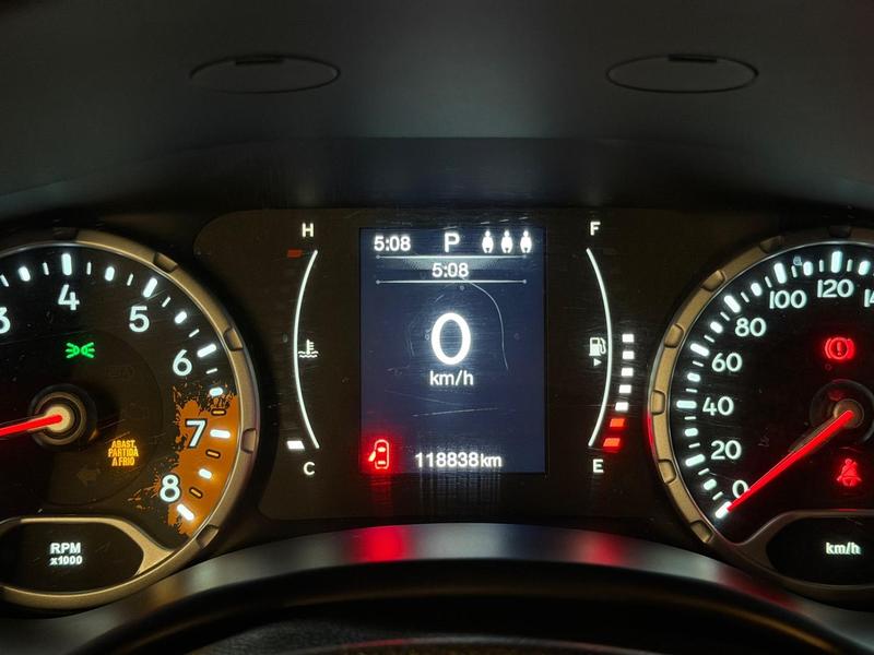 Jeep Renegade Sport 1.8 4X2 Flex 16V Aut. - foto 8