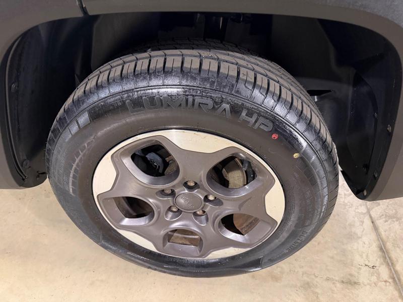 Jeep Renegade Sport 1.8 4X2 Flex 16V Aut. - foto 9