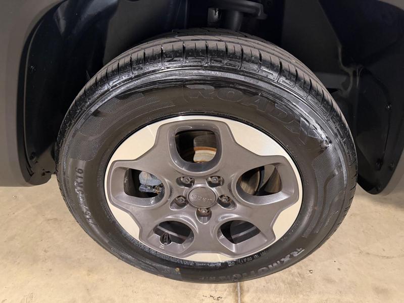 Jeep Renegade Sport 1.8 4X2 Flex 16V Aut. - foto 9