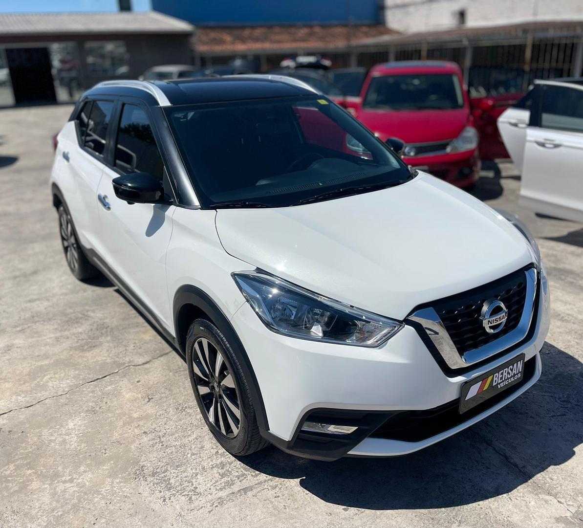 NISSAN KICKS SL CVT