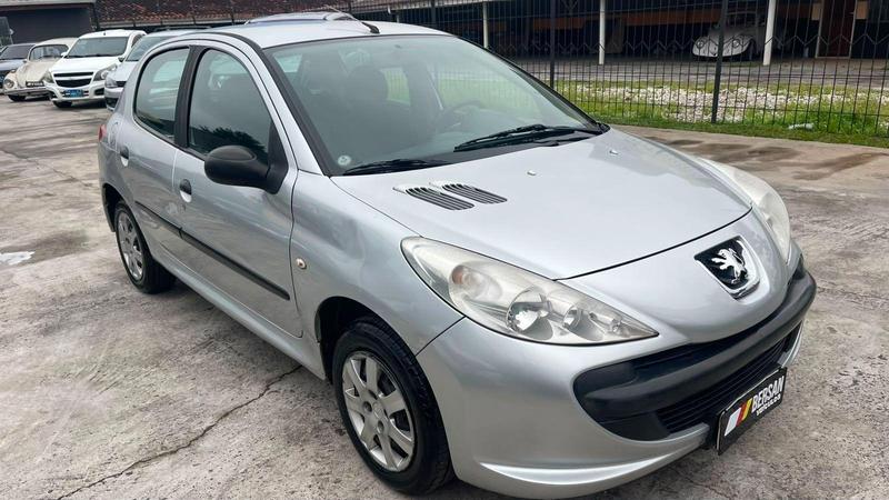 PEUGEOT 207 HB XLINE