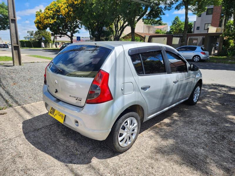 Renault Sandero 1.0 Authentique 16V Flex 4P Manual - foto 8