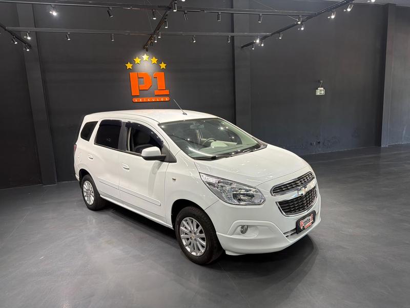 CHEVROLET SPIN 1.8L MT LT