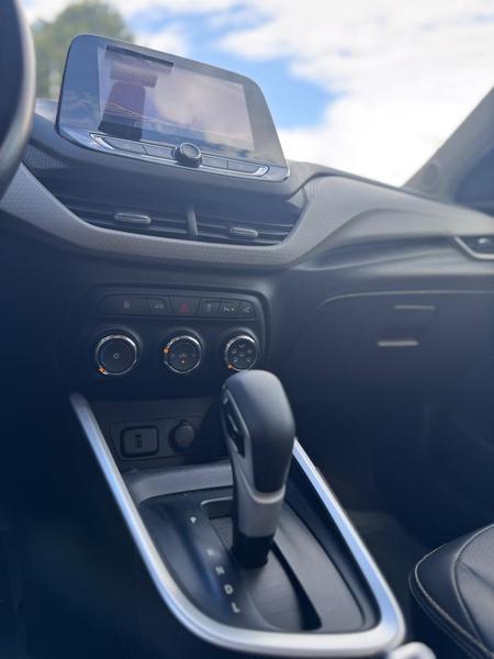 Chevrolet Onix Plus 10tat - foto 9
