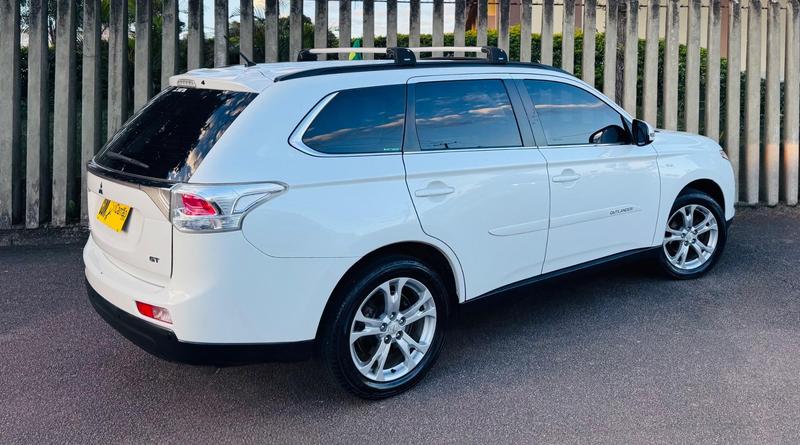 Mitsubishi Outlander 3.0 GT 3.0 V6 Aut. - foto 7