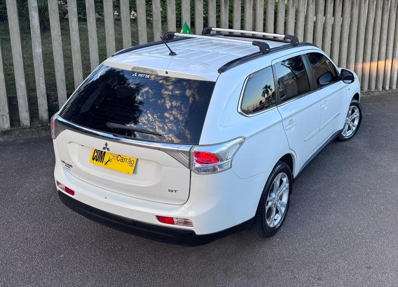 Mitsubishi Outlander 3.0 GT 3.0 V6 Aut. - foto 8