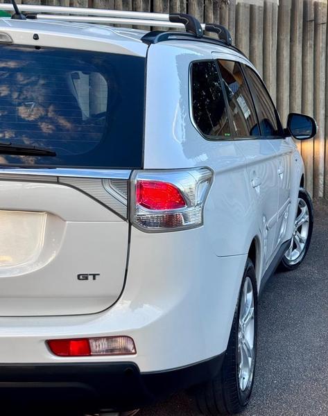 Mitsubishi Outlander 3.0 GT 3.0 V6 Aut. - foto 9