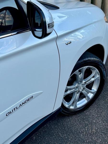 Mitsubishi Outlander 3.0 GT 3.0 V6 Aut. - foto 10