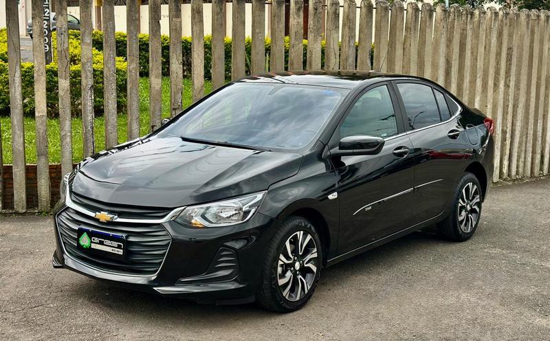 Chevrolet Onix Plus 10tat - foto 4